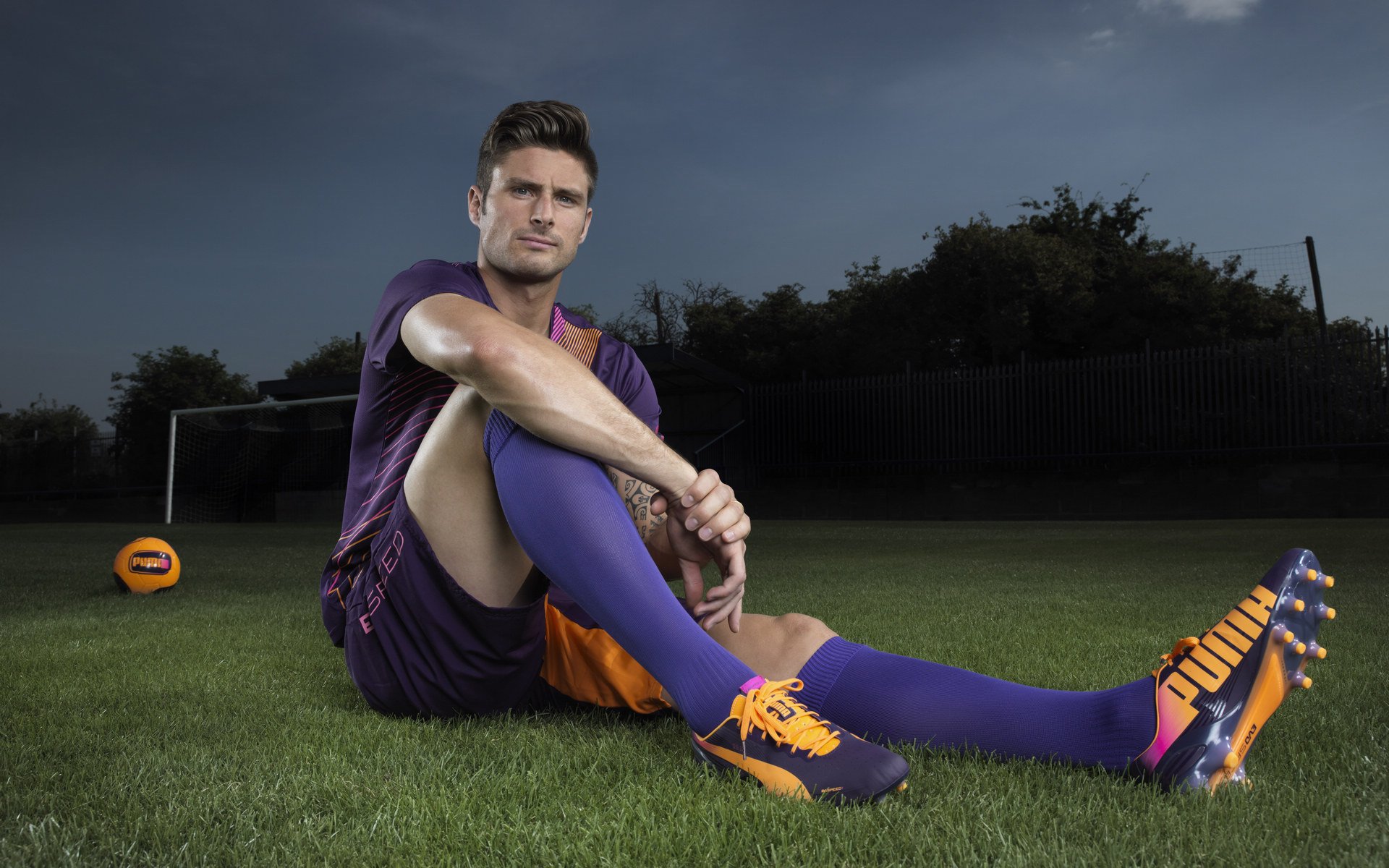 国际足坛多名新秀身价飙升转会市场加速活跃，世界足坛十大新秀